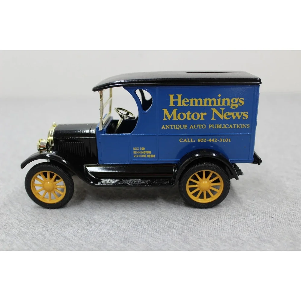 ERTL 1923 Chevy 1/2 Ton Truck Bank Blue Hemmings Motor News 1/25 Die-Cast‎ 7620